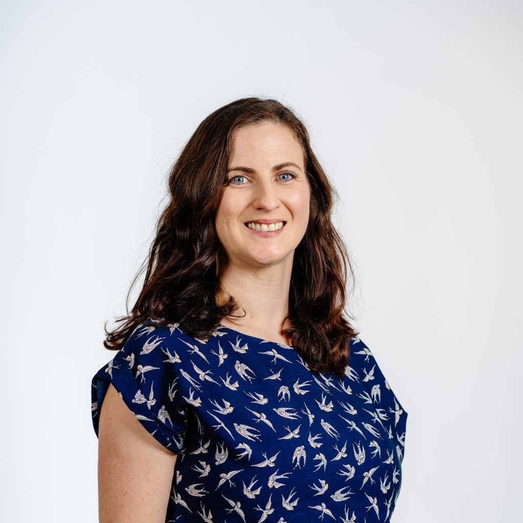 Helen Ashmead headshot
